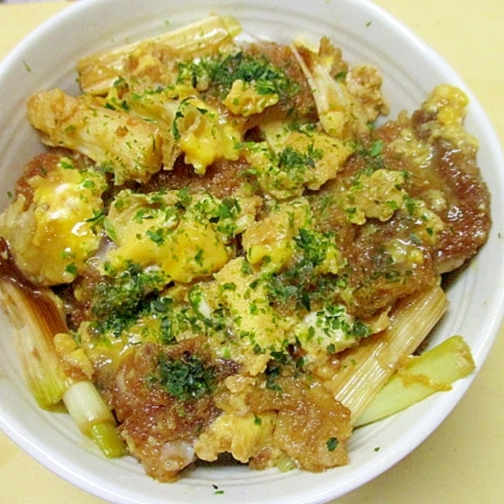 焼き長ねぎ入り鶏カツ丼